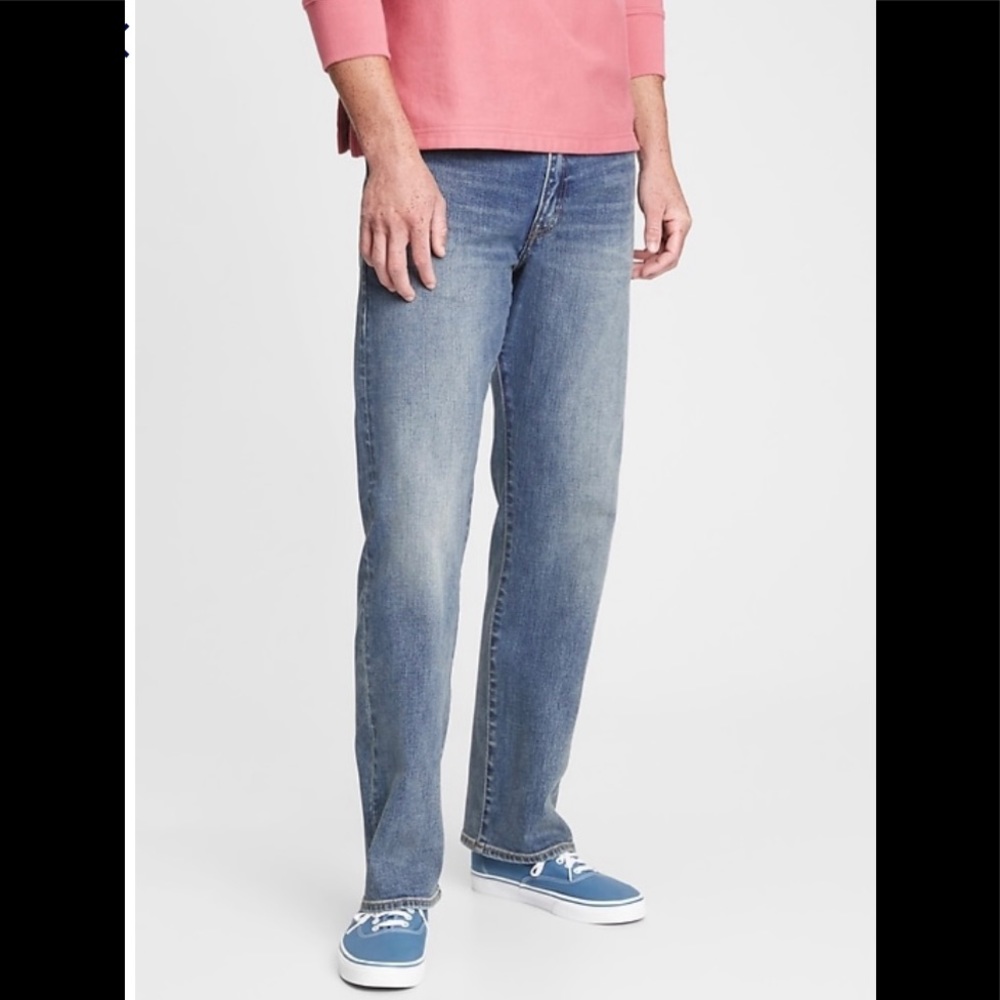 NWT Gap relaxed fit jean